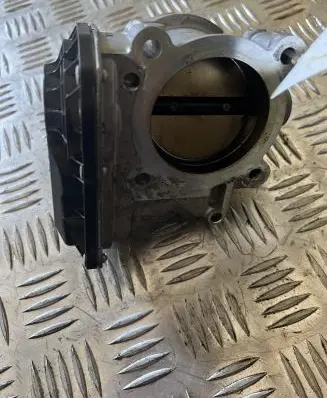 Volvo XC40 Throttle valve 31293736