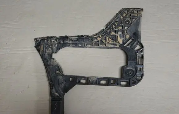 Volkswagen Arteon Rear bumper mounting bracket 3G8807356