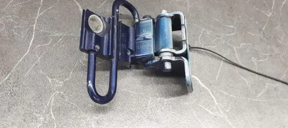 Volkswagen Golf IV Front door hinge set 1j4833412c