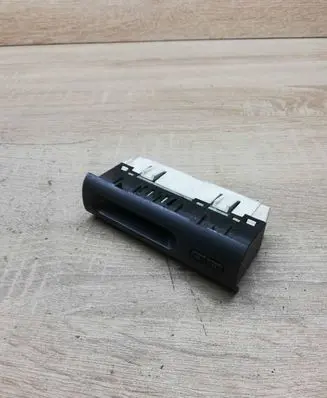 Ford Mondeo MK I Screen/display/small screen 93BB15000BF