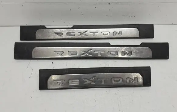 SsangYong Rexton sill trim set (inner) 7729008010 7726008010 7726508010
