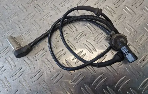 Audi A4 S4 B5 8D ABS brake wheel speed sensor 8D0927803