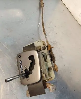 Subaru Legacy Gear selector 