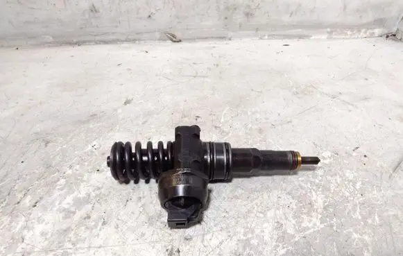 Ford Galaxy Fuel injector 038130073BA 0414720216
