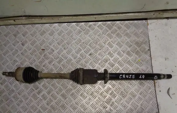 Chevrolet Cruze Front driveshaft 13369709 13369660
