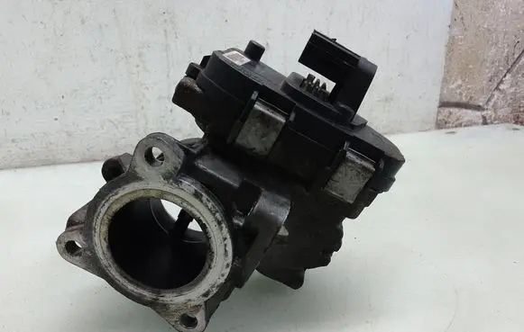 Opel Zafira B Throttle valve 66S33J31H