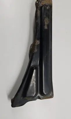 KIA Sorento Front bumper mounting bracket