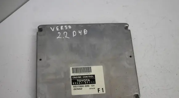 Toyota Corolla Verso E121 Engine control unit/module 896610F111 1758004040 MB1758004040