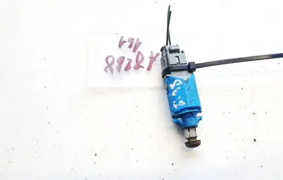 Renault Megane II Brake pedal sensor switch 8200168239b 8200168239-b
