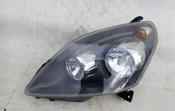 Opel Zafira B Headlight/headlamp