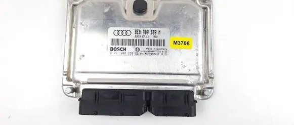 Audi A4 S4 B6 8E 8H Engine control unit/module 8E0909559M M3706