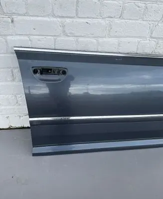 Audi A8 S8 D3 4E Front door