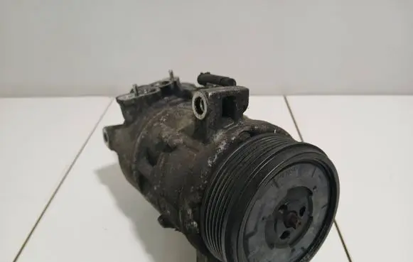 BMW 1 E81 E87 Air conditioning (A/C) compressor (pump)