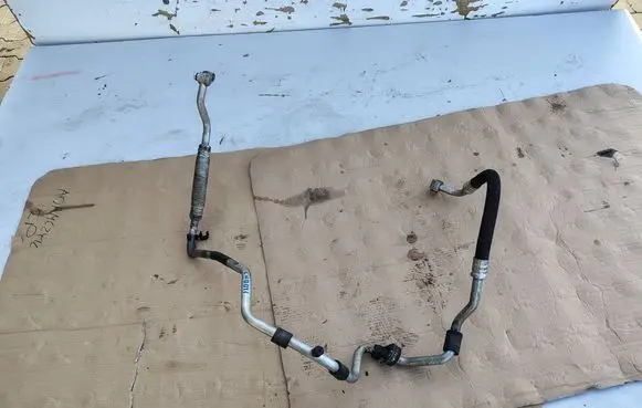 Air conditioning (A/C) pipe/hose