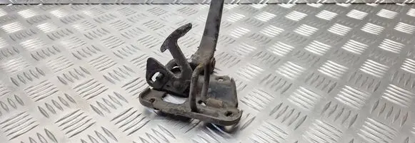 Audi A4 S4 B5 8D Engine bonnet/hood lock/latch loop/hook 