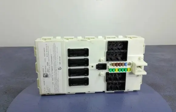 BMW X5M F85 Other control units/modules 9355492