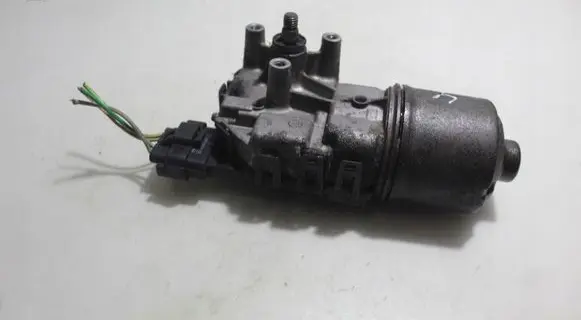 Peugeot 206 Wiper motor 0390241523