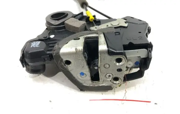 Toyota Corolla E120 E130 Front door lock