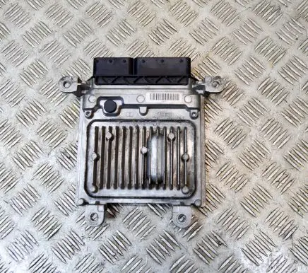 Mercedes-Benz C W204 Engine control unit/module A0054469240 28208056