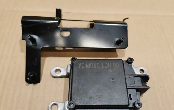 Nissan Qashqai Distronic sensor radar 28438-5FA6A-KARJED 28438-5FA6A