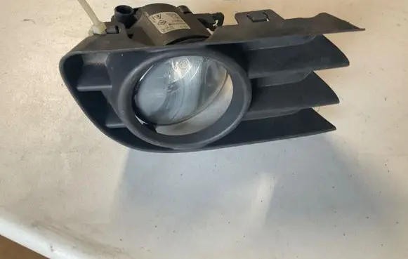 Renault Megane II Front fog light 8200074008
