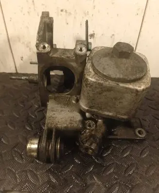 Audi A6 S6 C4 4A Power steering pump mounting bracket 059145169 2312146