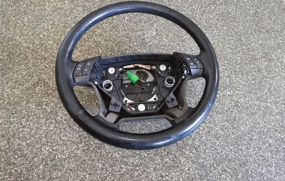 Volvo XC90 Steering wheel 30643079
