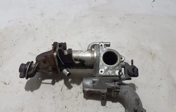 Renault Megane III EGR valve cooler 8200912059