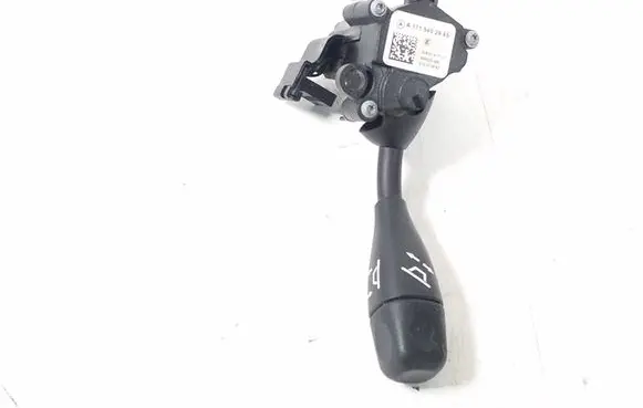 Mercedes-Benz CLS C219 Steering wheel adjustment handle/lever A1715402945
