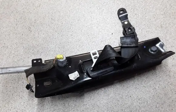 Volvo S80 Front seatbelt 6069365H0G 39811480