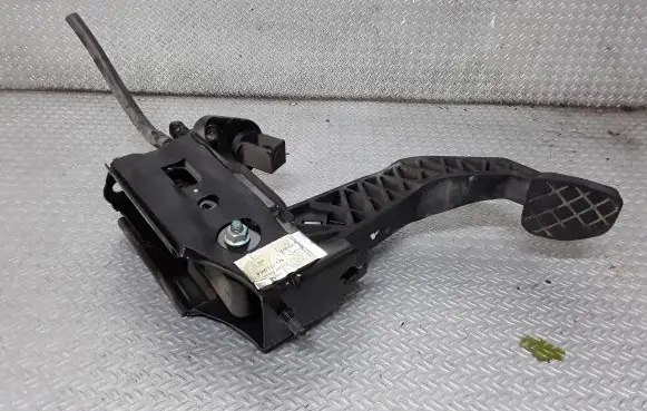 Clutch pedal