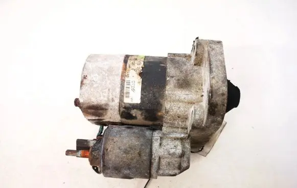 Renault Scenic I Starter motor d7e6 15l9