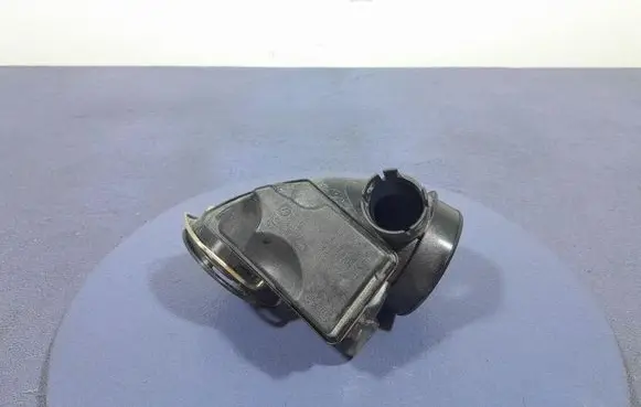 BMW X3 E83 Air intake hose/pipe 8596828