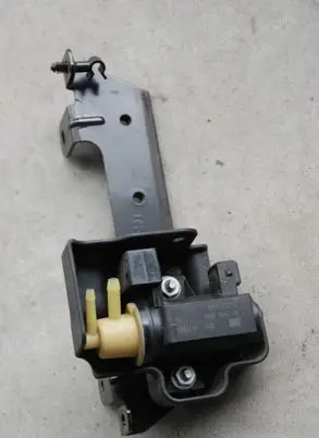 Opel Zafira C Turbo solenoid valve 55566898