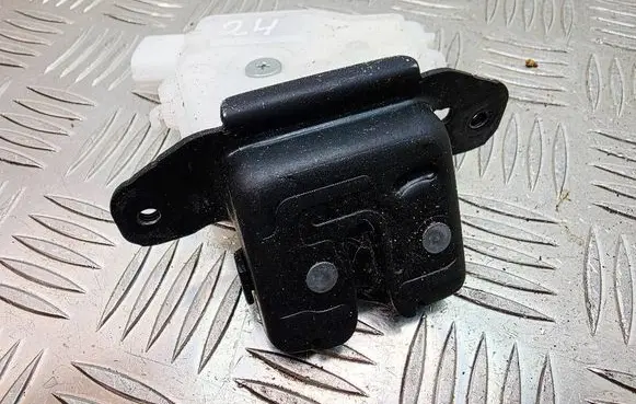 Toyota Auris E180 Tailgate/trunk/boot lock/catch/latch 