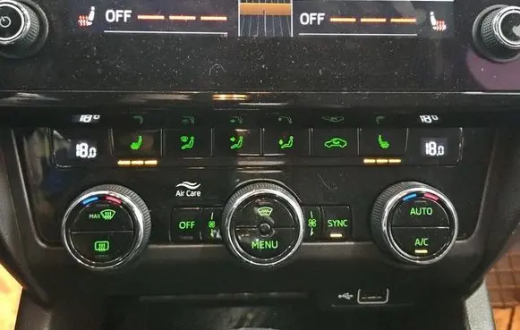 Skoda Octavia Mk3 (5E) Climate control/heater control trim 5E0907044AS IMPRK1557458