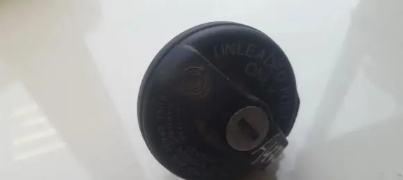 Fuel tank filler cap