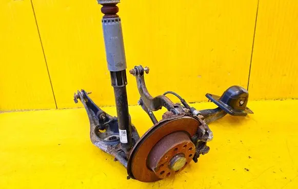 Audi A3 S3 8V Stub axle 5Q0505323D