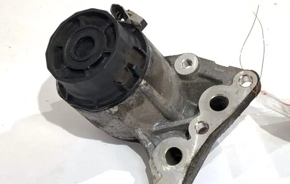 Toyota Auris E180 Oil filter mounting bracket 