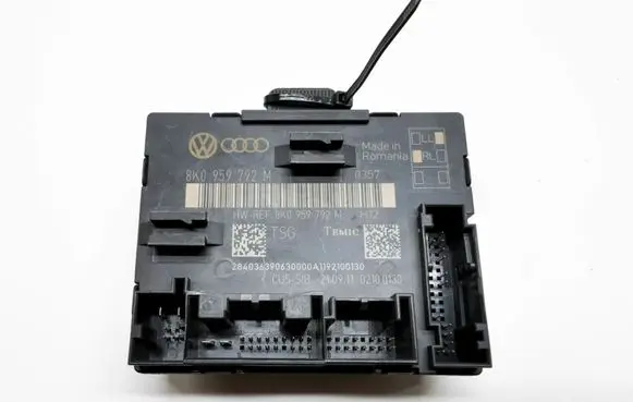 Audi A4 S4 B8 8K Door control unit/module 8K0959792M