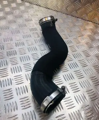 Audi A4 S4 B7 8E 8H Intercooler hose/pipe 8E0145737