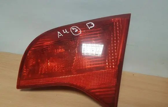 Audi A4 S4 B7 8E 8H Rear/tail lights 8E9945094