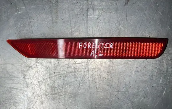 Subaru Forester SJ Rear tail light reflector 32303r