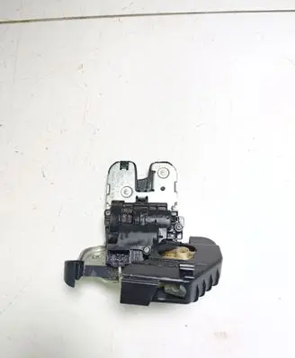 Audi A4 S4 B8 8K Tailgate/trunk/boot lock/catch/latch 8K9827505A