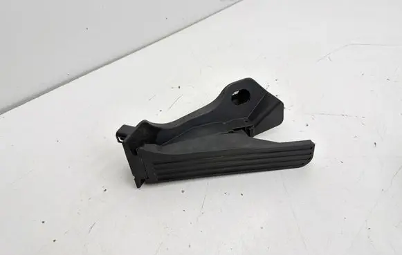 Seat Alhambra (Mk2) Accelerator throttle pedal 1K1723503AM 150116 6510100301