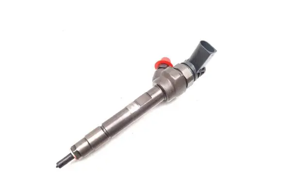 BMW 5 F10 F11 Fuel injector 7810702 0445110595