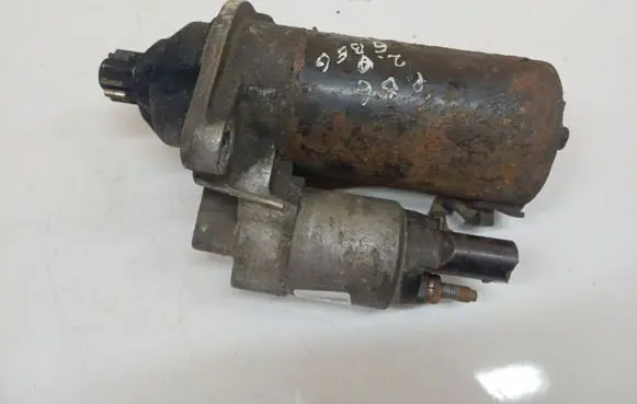 Volkswagen PASSAT B6 Starter motor 