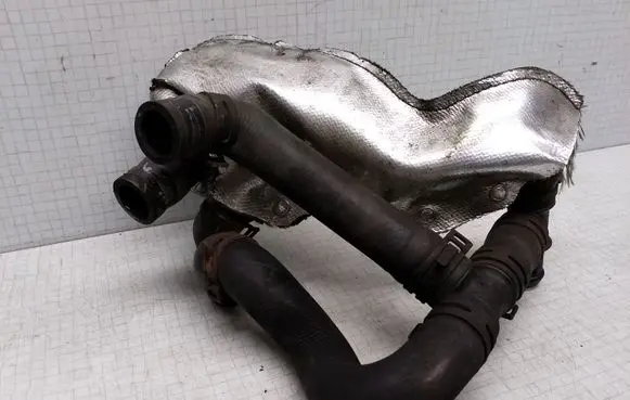Volkswagen Transporter - Caravelle T5 Coolant pipe/hose 738000248