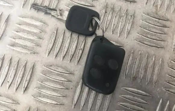 Audi 100 S4 C4 Ignition key/card 