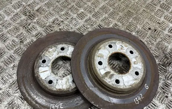 Chrysler Grand Voyager V Rear brake disc
